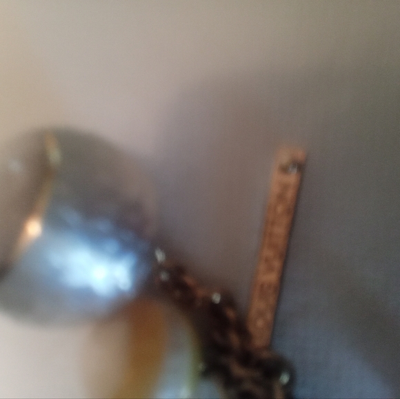 3 Louis Vuitton Bundle 3 key charms - Picture 5 of 12